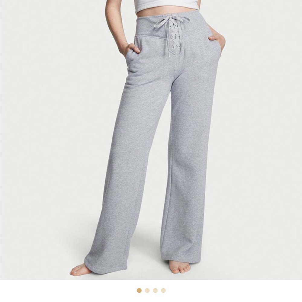 Lace up sweatpants
